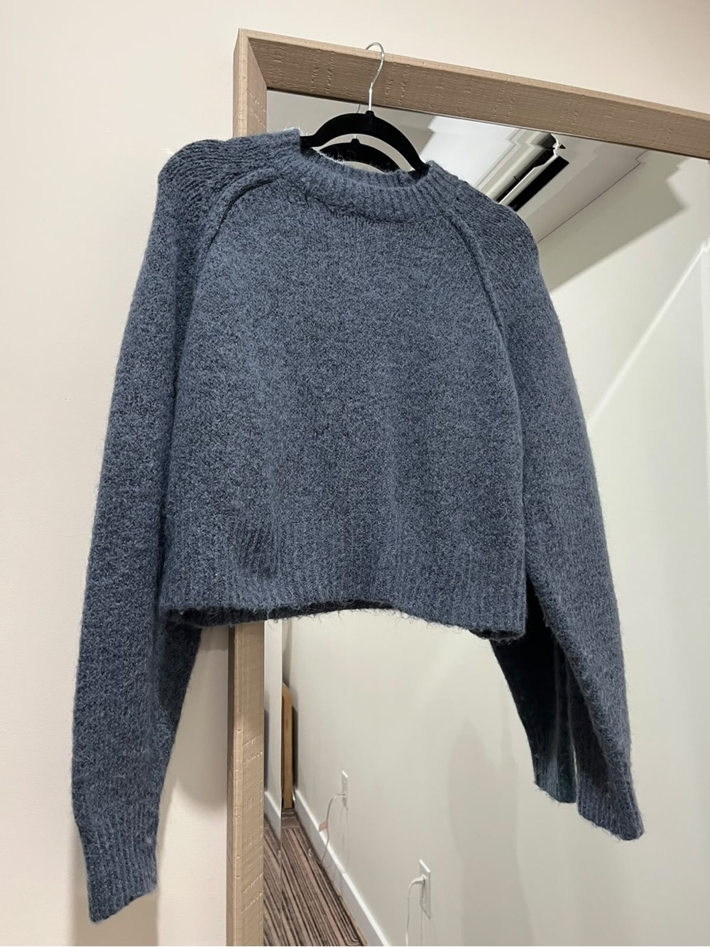Zara women’s Cozy Cropped Crewneck Sweater - Slate Blue size L